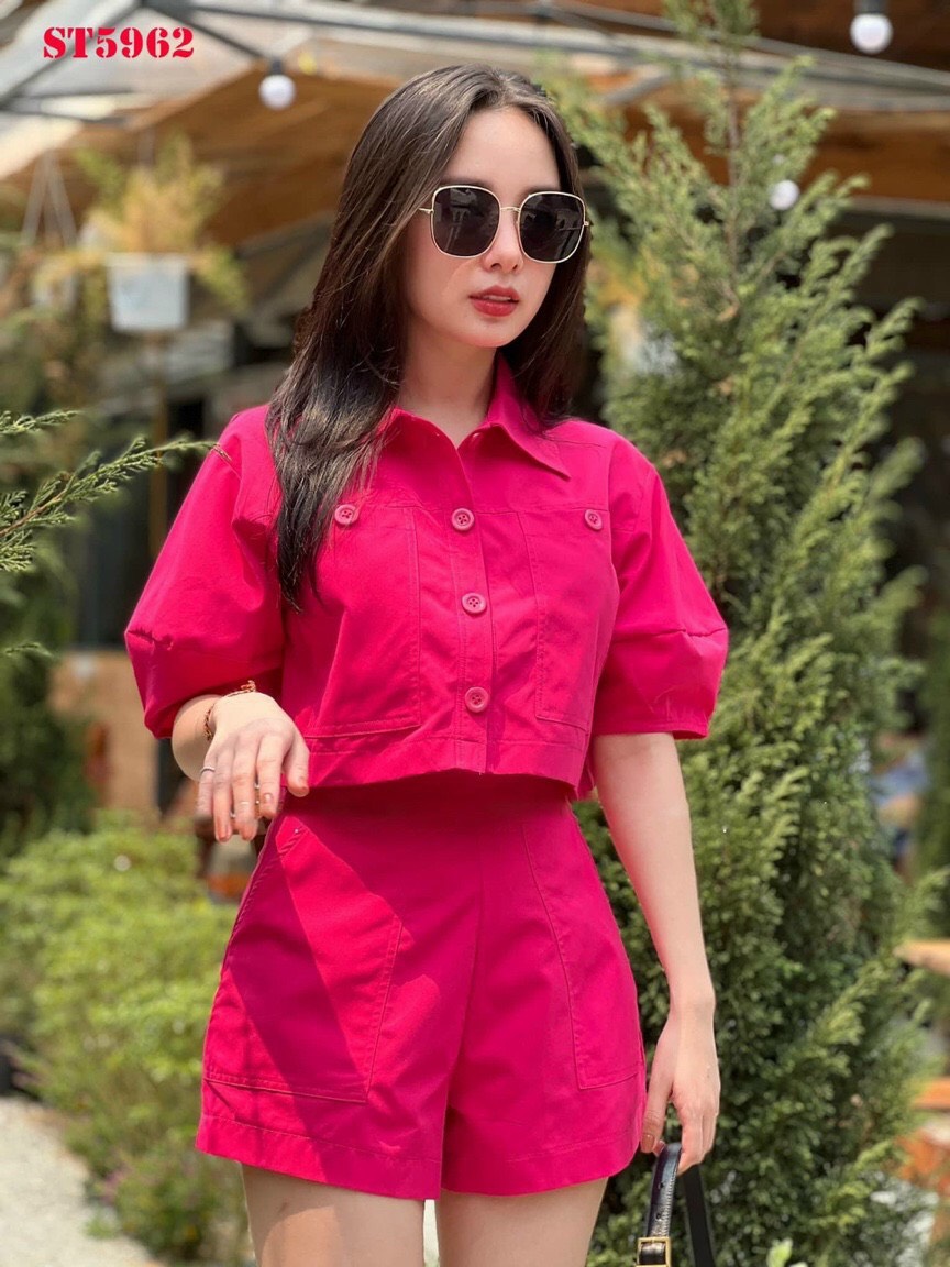 Sét bộ thời trang nữ chất liệu cực đẹp siêu sang chảnh.