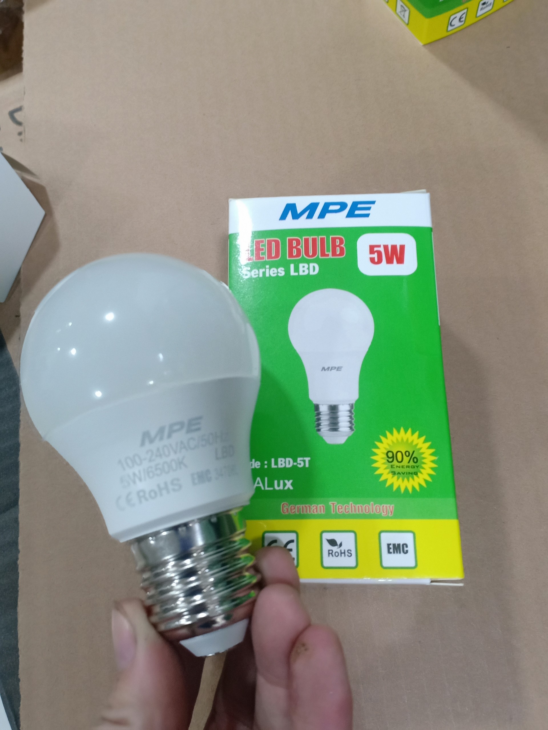 Bóng đèn LED BULB 5W Trắng