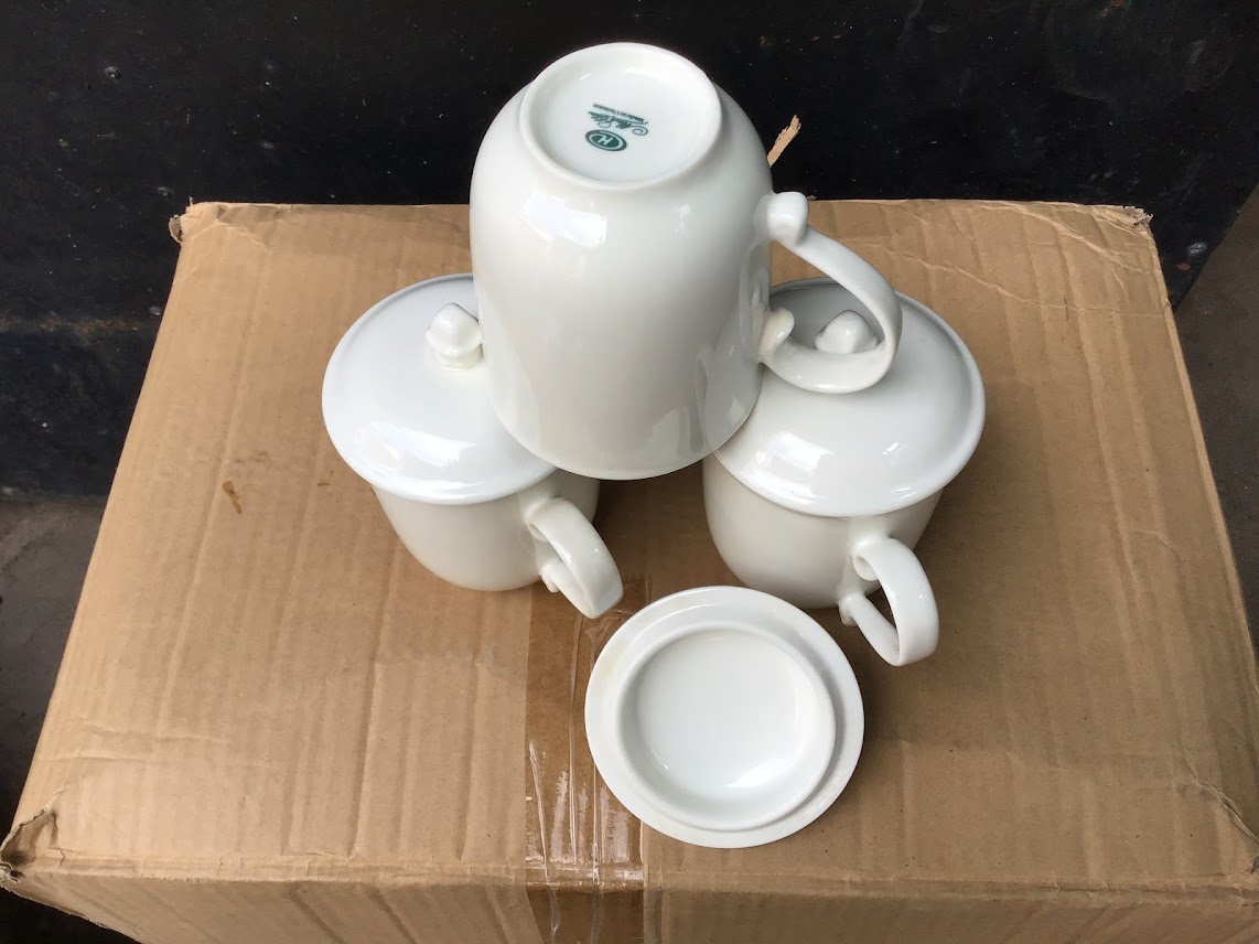 Combo 3 ly sứ cao cấp có nắp 350ml