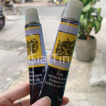Keo dán con chó dạng tuýp 30g, dán giày dép