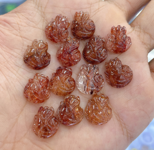 🍁 mặt dây chuyền hồ ly thạch anh tóc đỏ-mặt dây chuyền cao cấp.