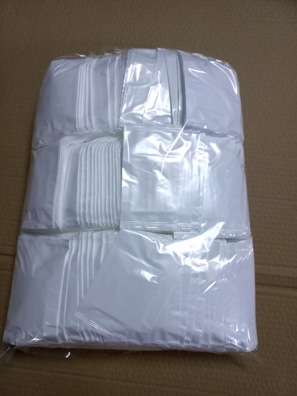 Khăn lạnh mini (500 cái) màu trắng