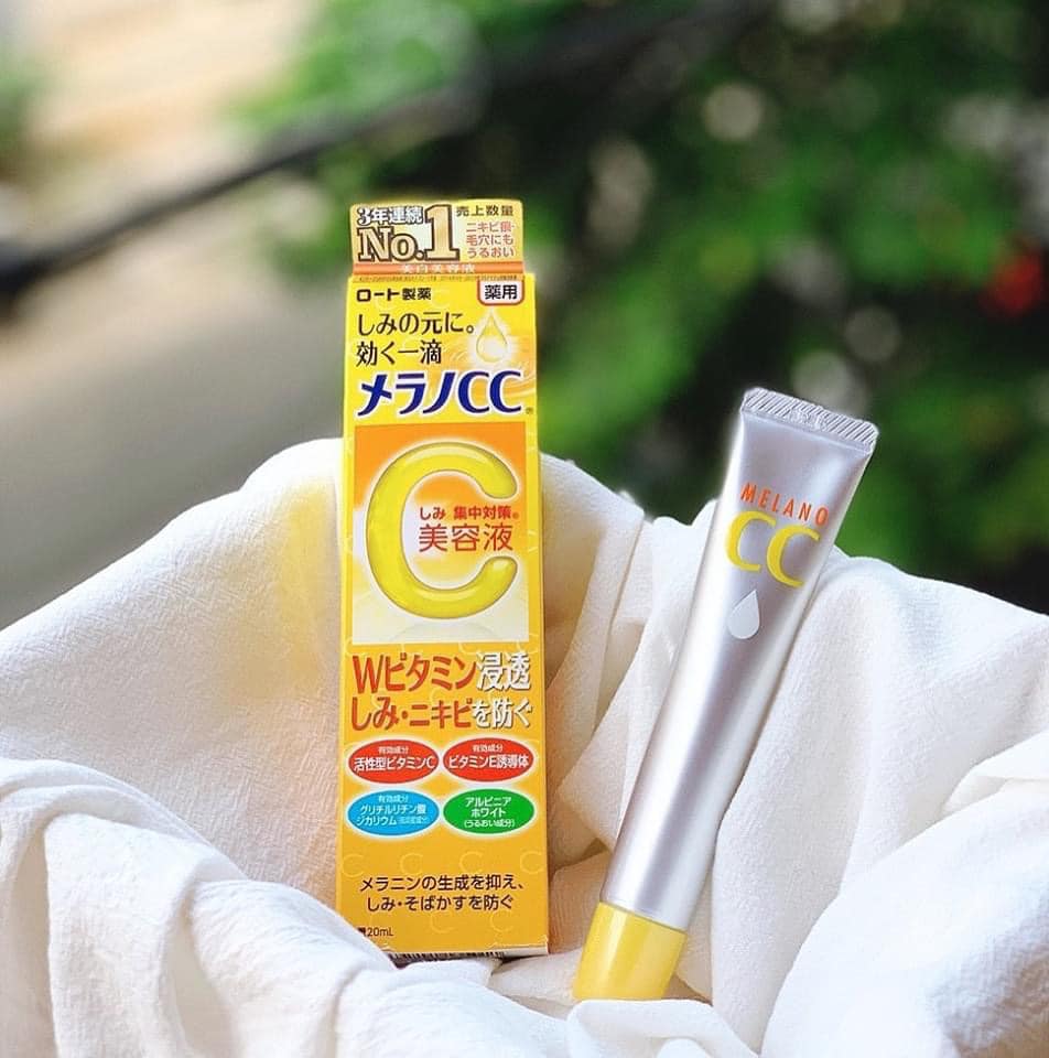 Tinh Chất Dưỡng Da Vitamin C Melano CC Beauty Essence 20ml