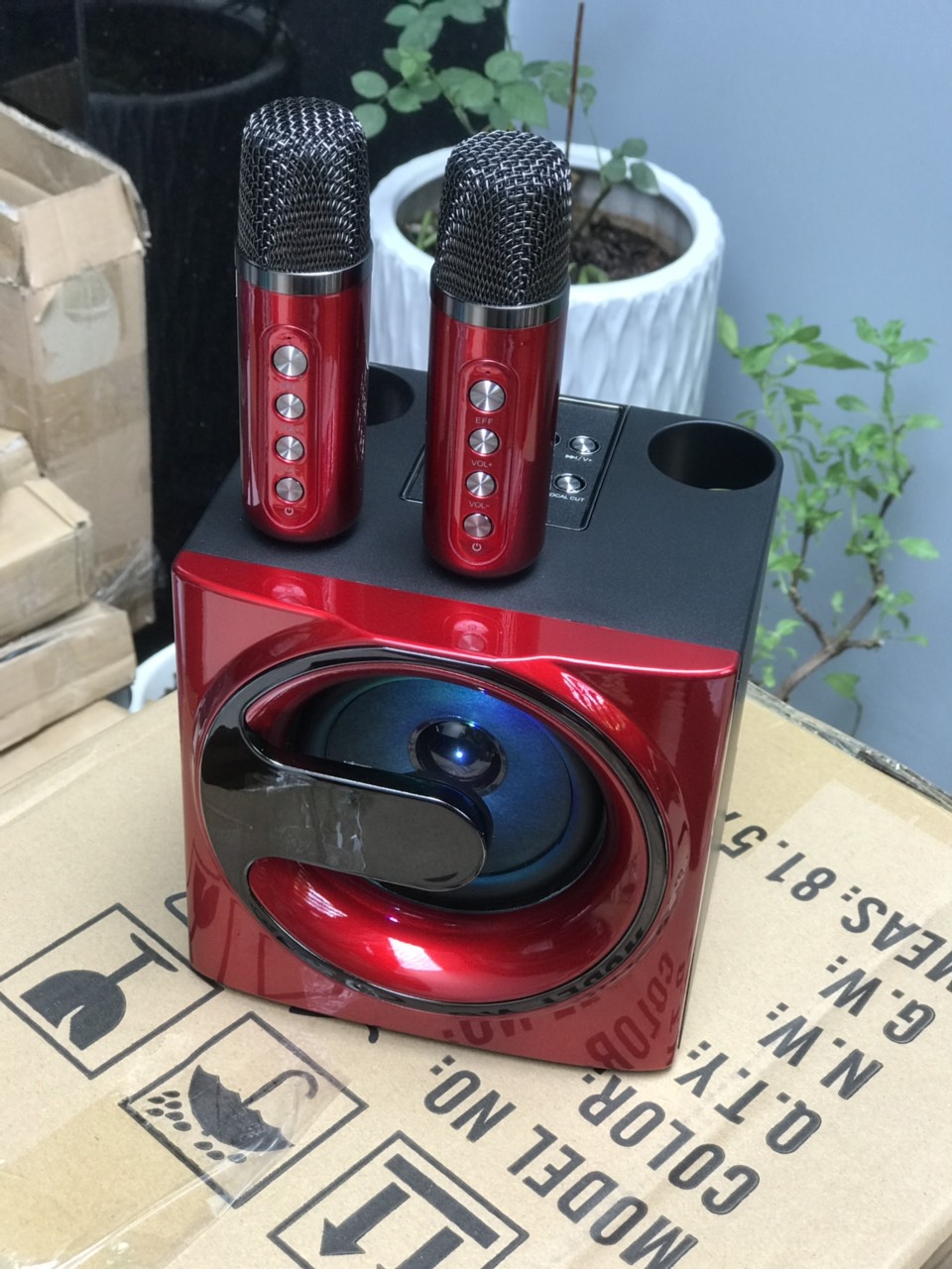 Loa Bluetooth Karaoke Su-Yord YS207 kèm 2 micro không dây