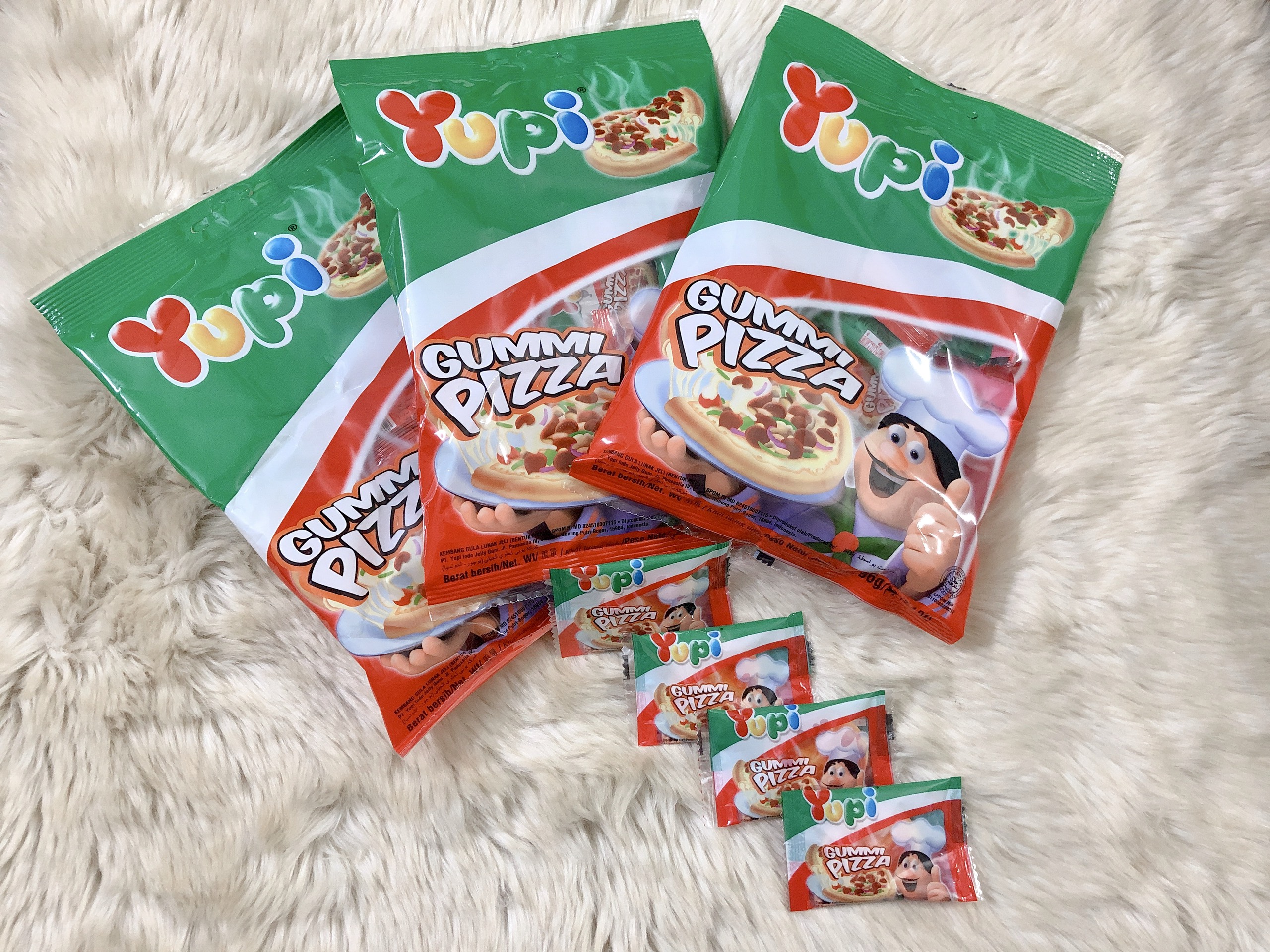 Combo 4 Gói Kẹo Dẻo Yupi Hamburger