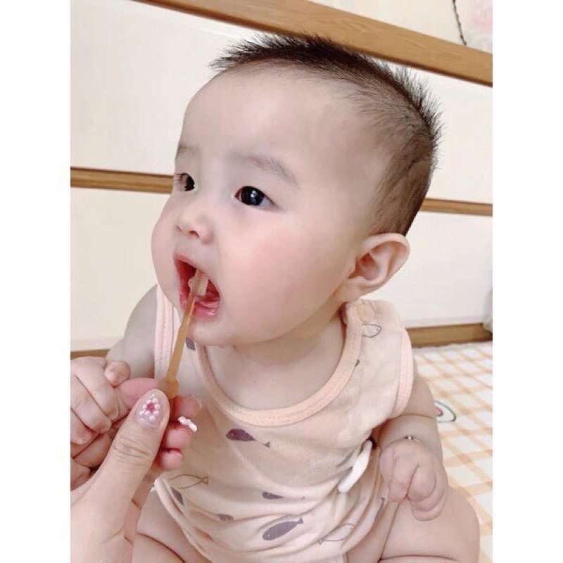 Set Rơ Lưỡi Cho Bé -  Bàn Chải Đánh Răng Cho Bé 0-18 Tháng