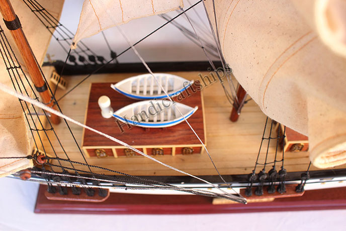 Thuyền buồm trang trí Tết (Gorch Fock - Thân 60cm)