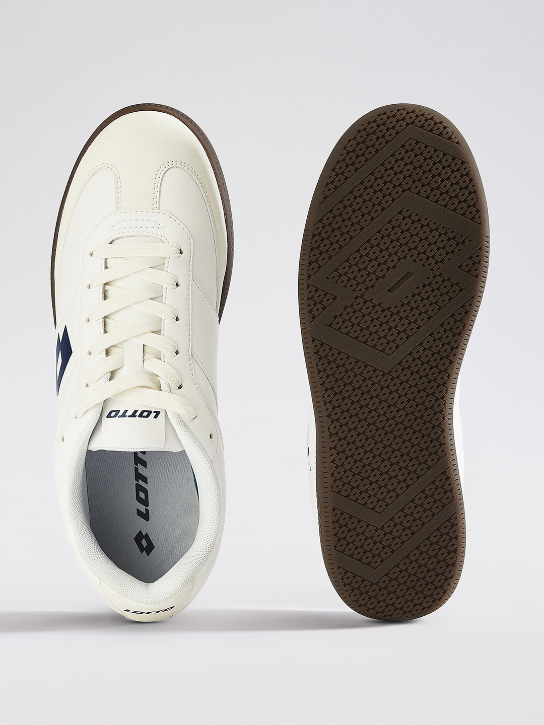 Lotto%20Mavin%20Court%20White%20-%20Blue%C2%A0%20Sneakers%20For%20Men%20-%20Image%203