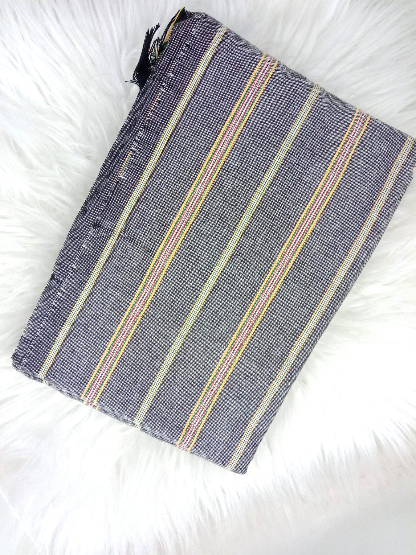 Kayan%20Traditional%20Shawl%20-%20Image%205