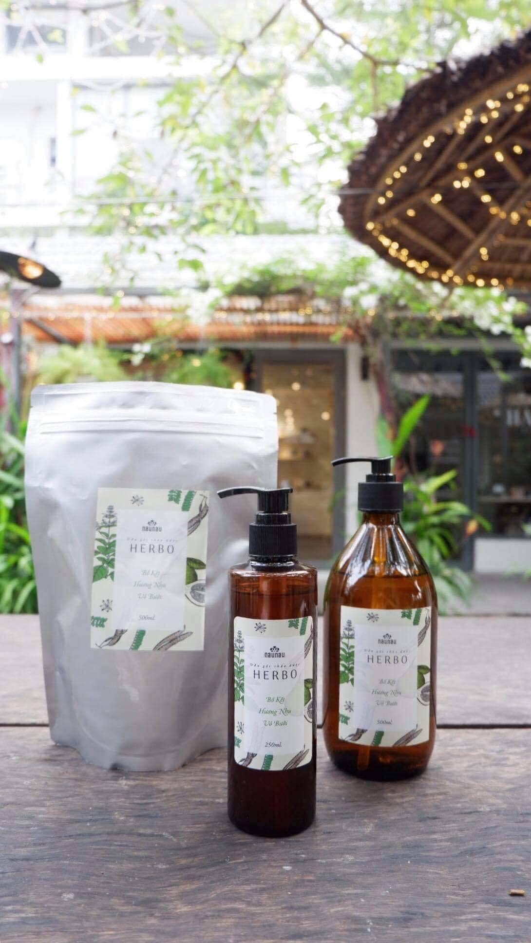 DẦU GỘI THẢO DƯỢC HERBO 300ML