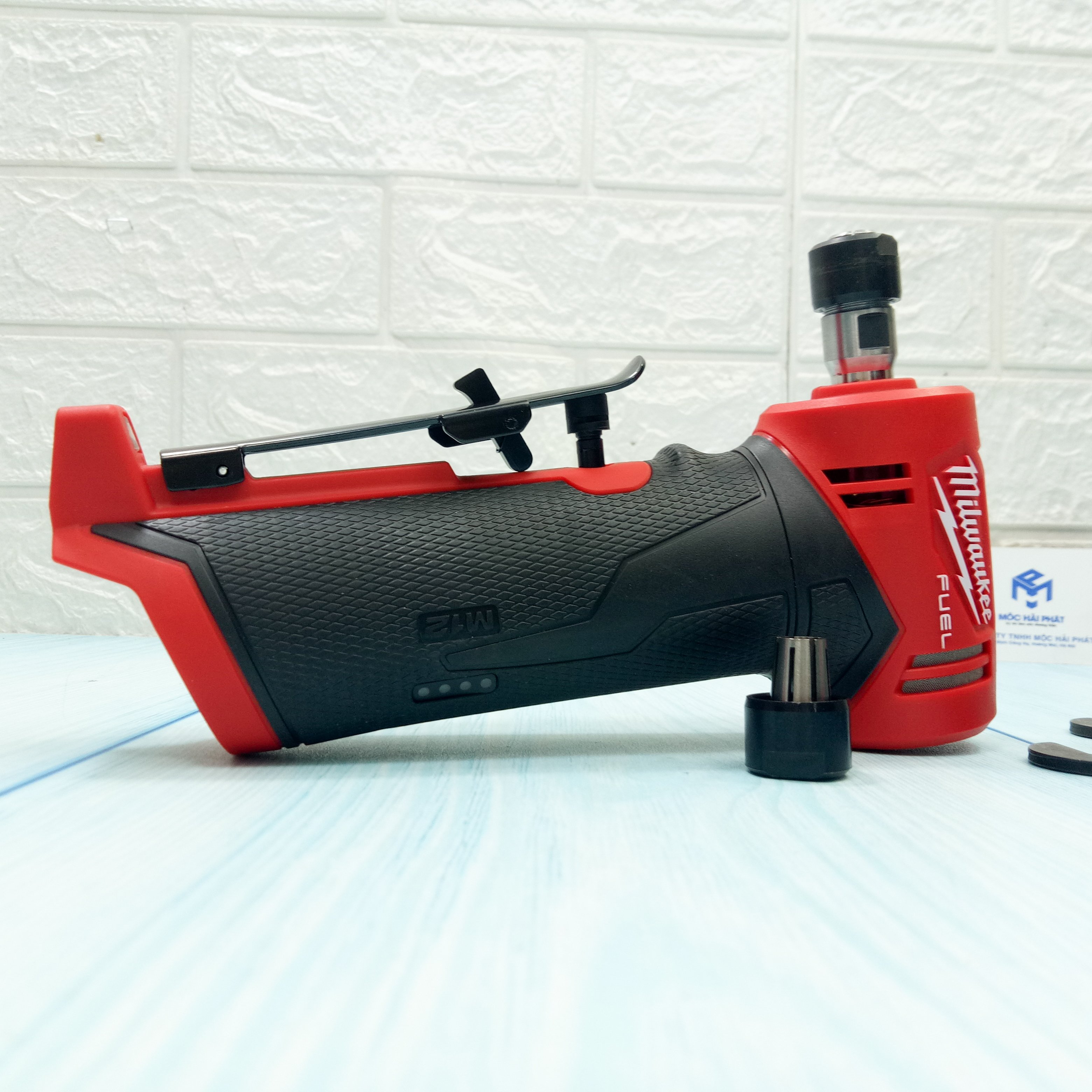 Milwaukee M12 FDGA Máy mài khuôn góc