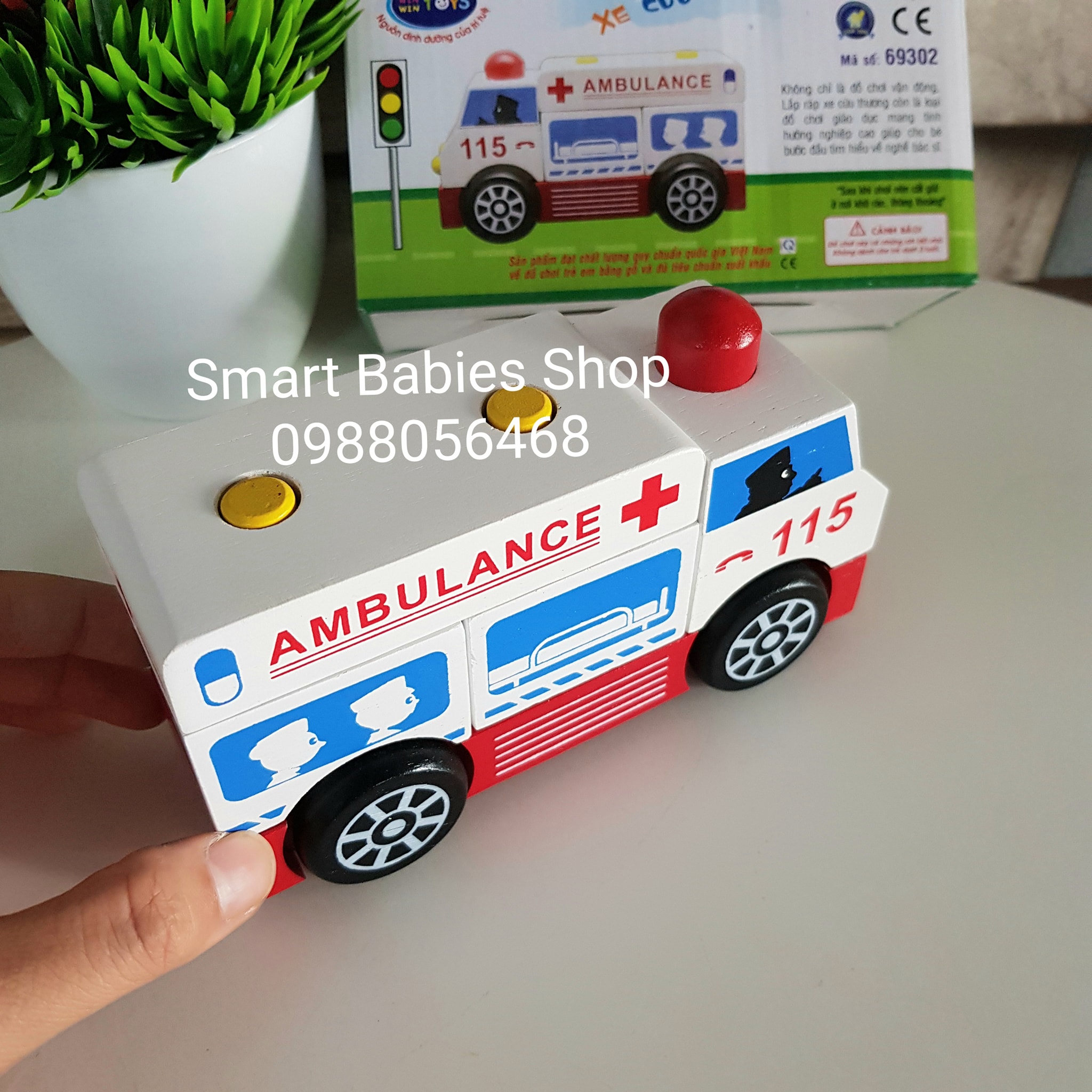 Đồ chơi gỗ Winwintoys - Lắp ráp xe cứu thương