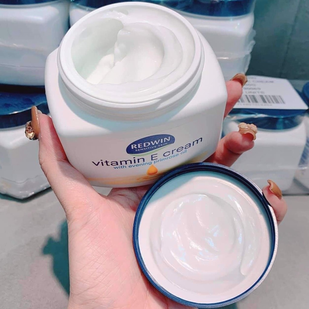 Kem dưỡng da Redwin Vitamin E 300gr
