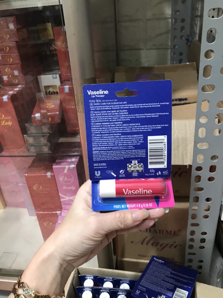 Son dưỡng môi vaseline rosy lips mỹ chính hãng