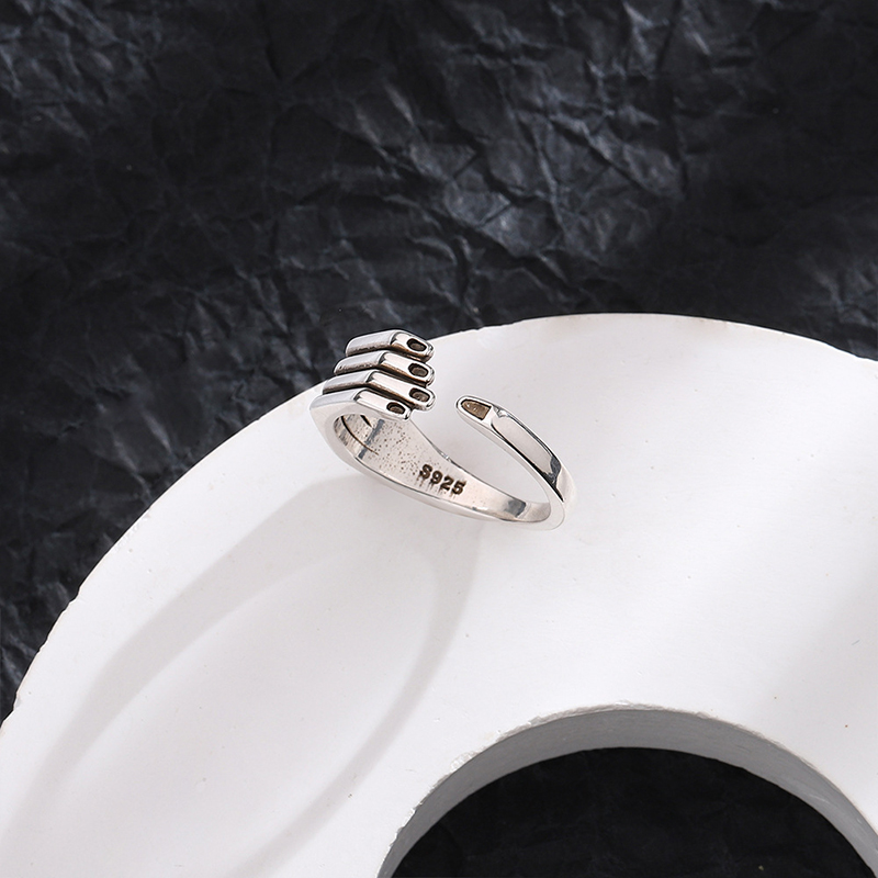 Creative%20Exaggerated%20Opening%20Ring%20For%20Women%20Girls%20Retro%20Personality%20Unique%20Take%20Hold%20Finger%20Rings%20Jewelry%20Accessories%20Gifts%20ZHANGNA%20-%20Image%206