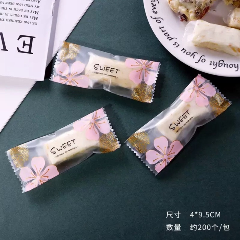 200 túi đựng kẹo nougat kt 4x9,5cm (nhiều mẫu)