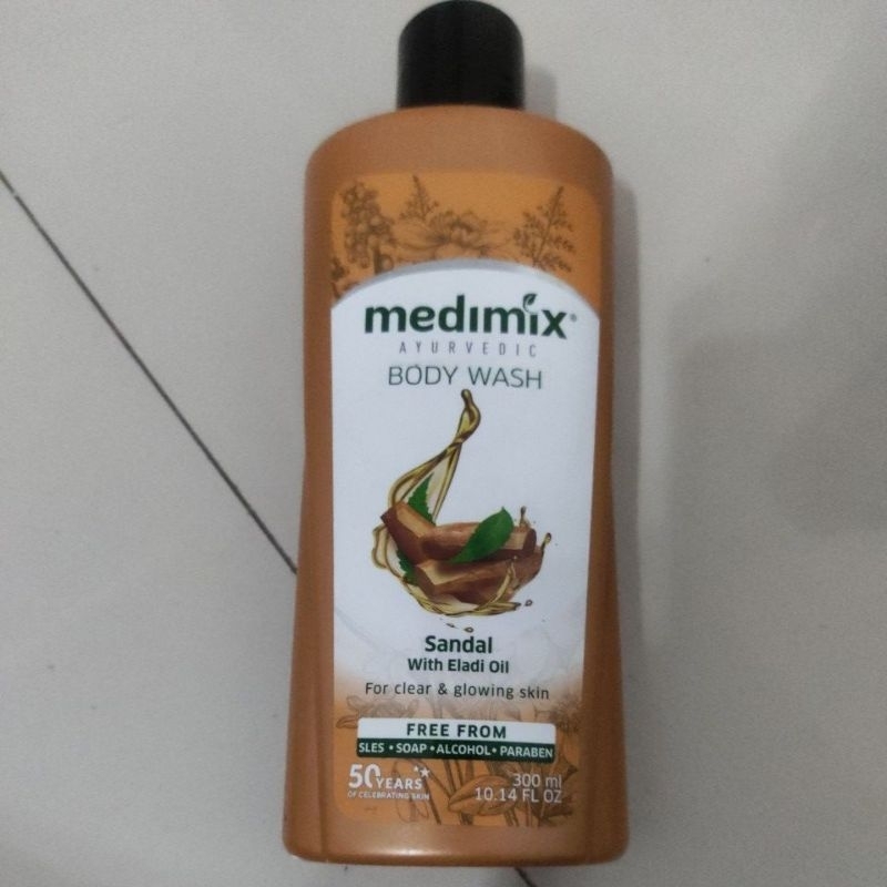 Aa sữa tắm medimix ấn độ 300ml.