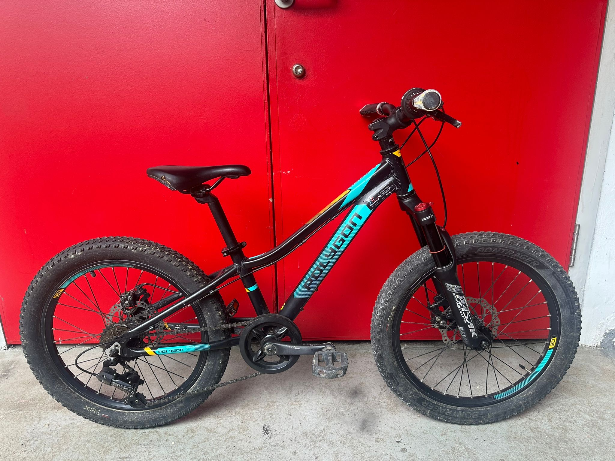 Polygon Red Kids Mountain Bike Polygon Collosus N7 Red