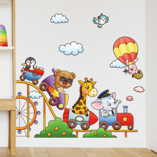Decal trang trí tường - Xe lửa của những người bạn thú