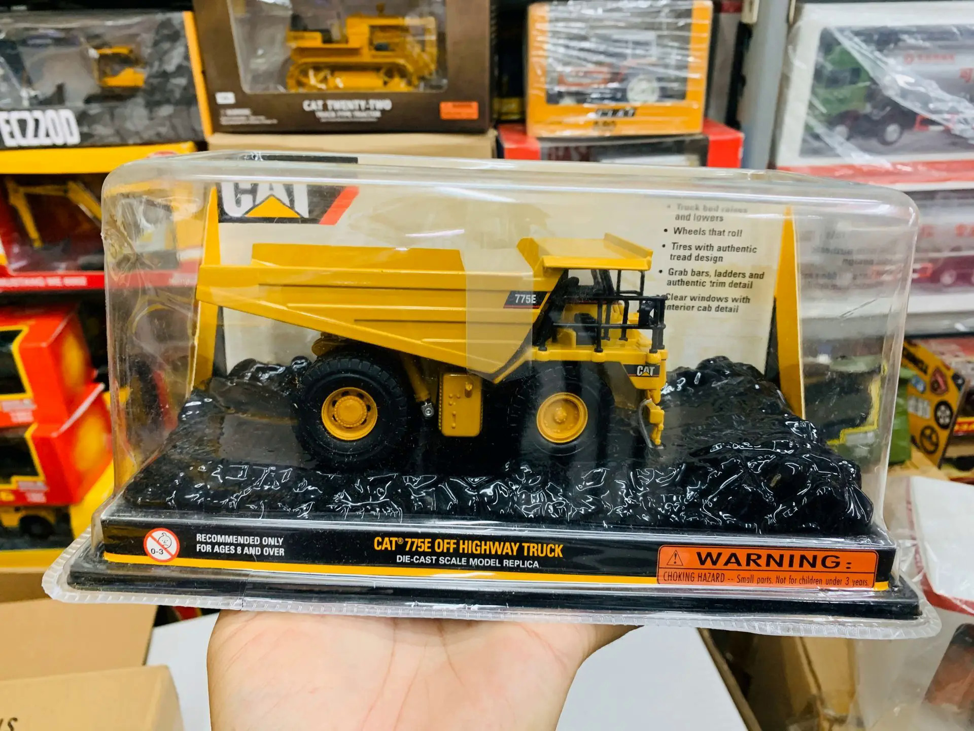 Caterpillar 775e Norscot Diecast Norscot Caterpillar Cat 775E Off