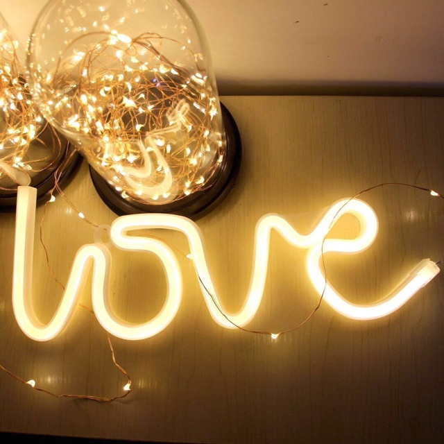 Chữ Love đèn led trang trí sinh nhật dùng pin