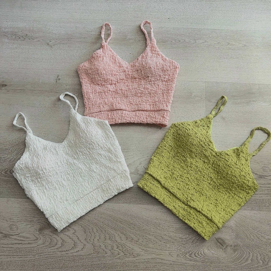 ÁO 2 dây croptop chất vải xốp co giãn (size từ 40 -53kg)