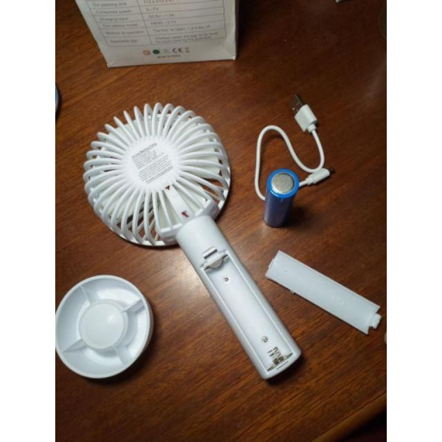 QUẠT CẦM TAY MINI TÍCH ĐIỆN/( CAM KẾT HÀNG CHẤT LƯỢNG, GIÓ MẠNH)