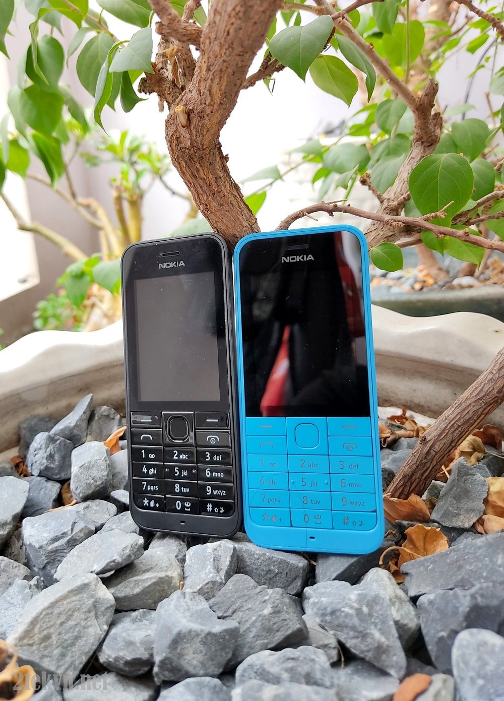 Điện thoại Nokia 220 2 sim