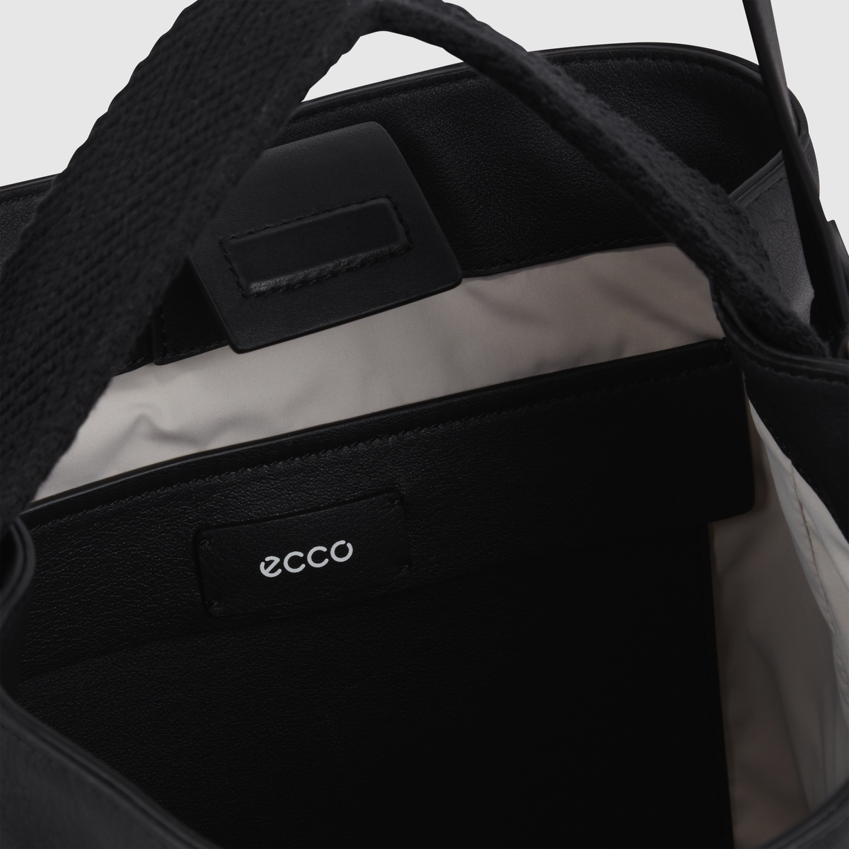 Túi Ecco Fold Bucket Bag 910590890000212