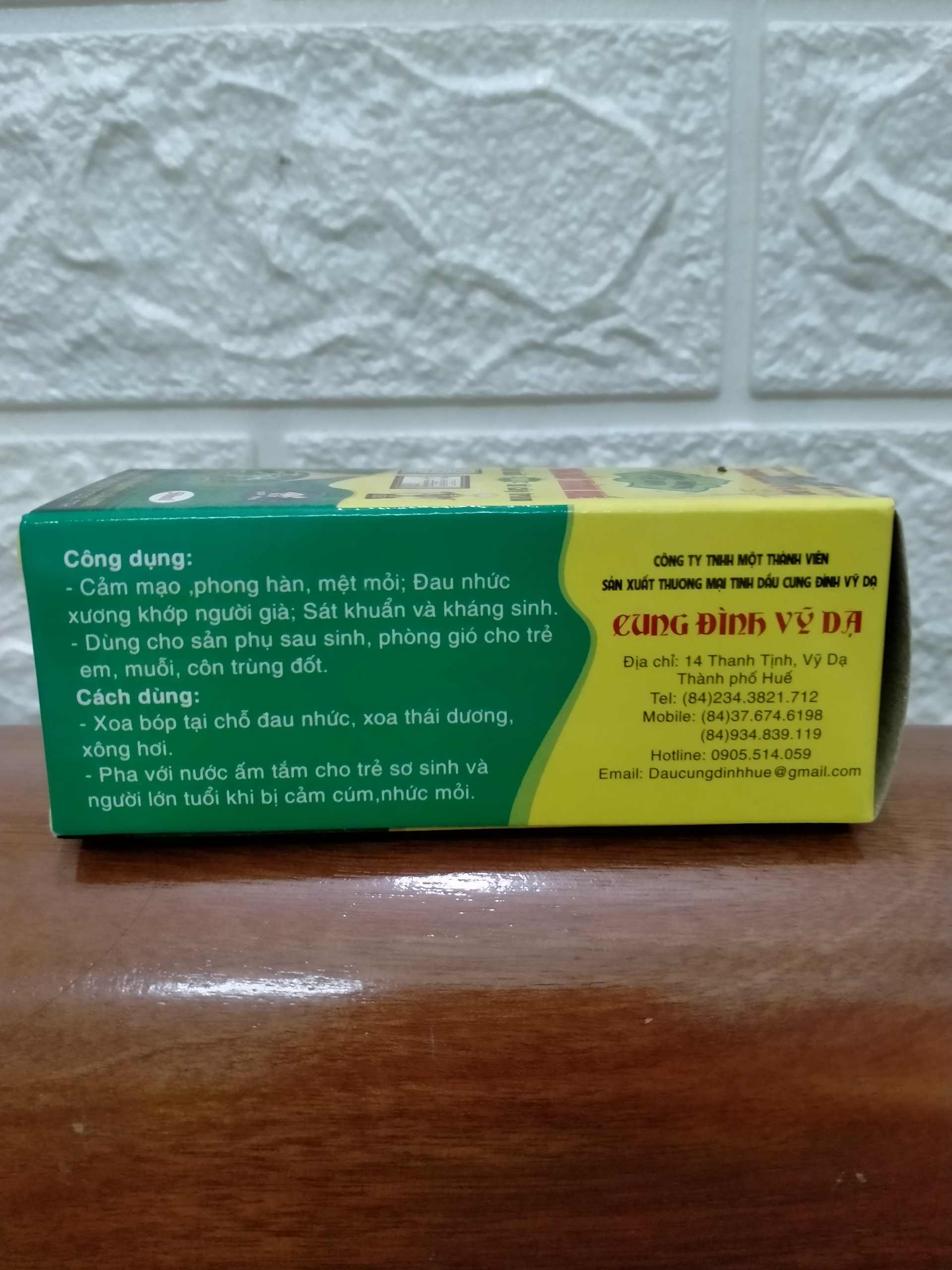 Dầu tràm Cung đình vỹ dạ 50ml ( chính hãng loại 1 , ĐẶC SẢN HUẾ )