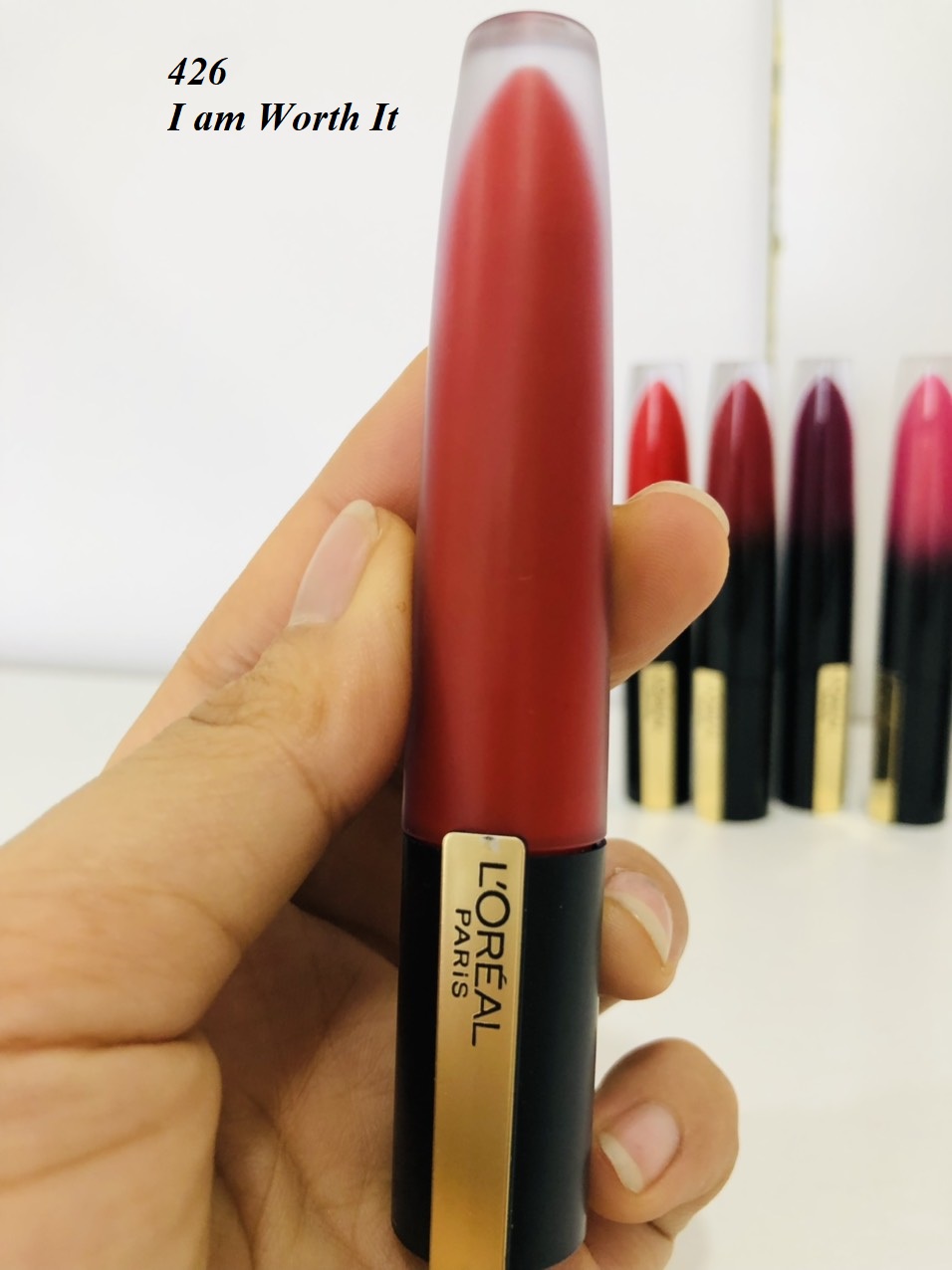 [ hàng USA] Son Kem Lì Nhẹ Môi L'oreal Paris Rouge Signature