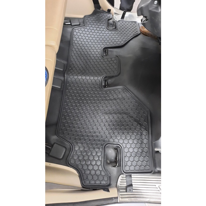 Lót sàn cao su Xpander, thảm để chân theo xe Xpander 3 hàng ghế, mẫu tổ ong chữ trắng không mùi, không thấm nước