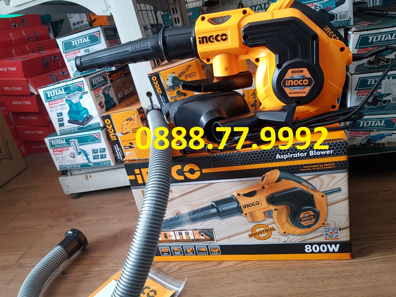 Máy thổi bụi 800w hiệu ingco ab8008