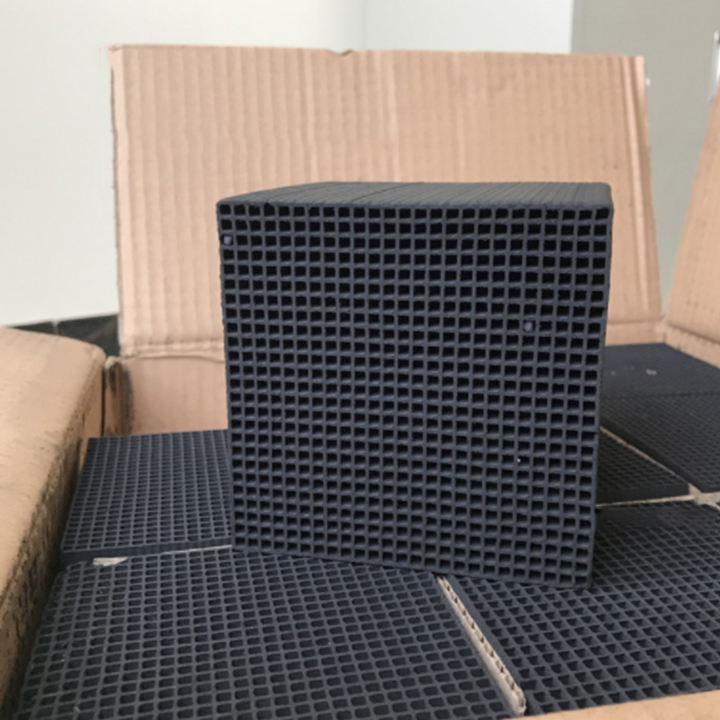 LỌC BỂ CÁ THAN HOẠT TÍNH MAGIC CUBE. ( Hàng sẵn)