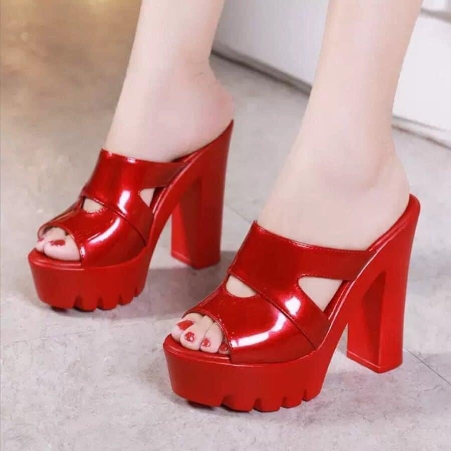 Dép cao gót bản