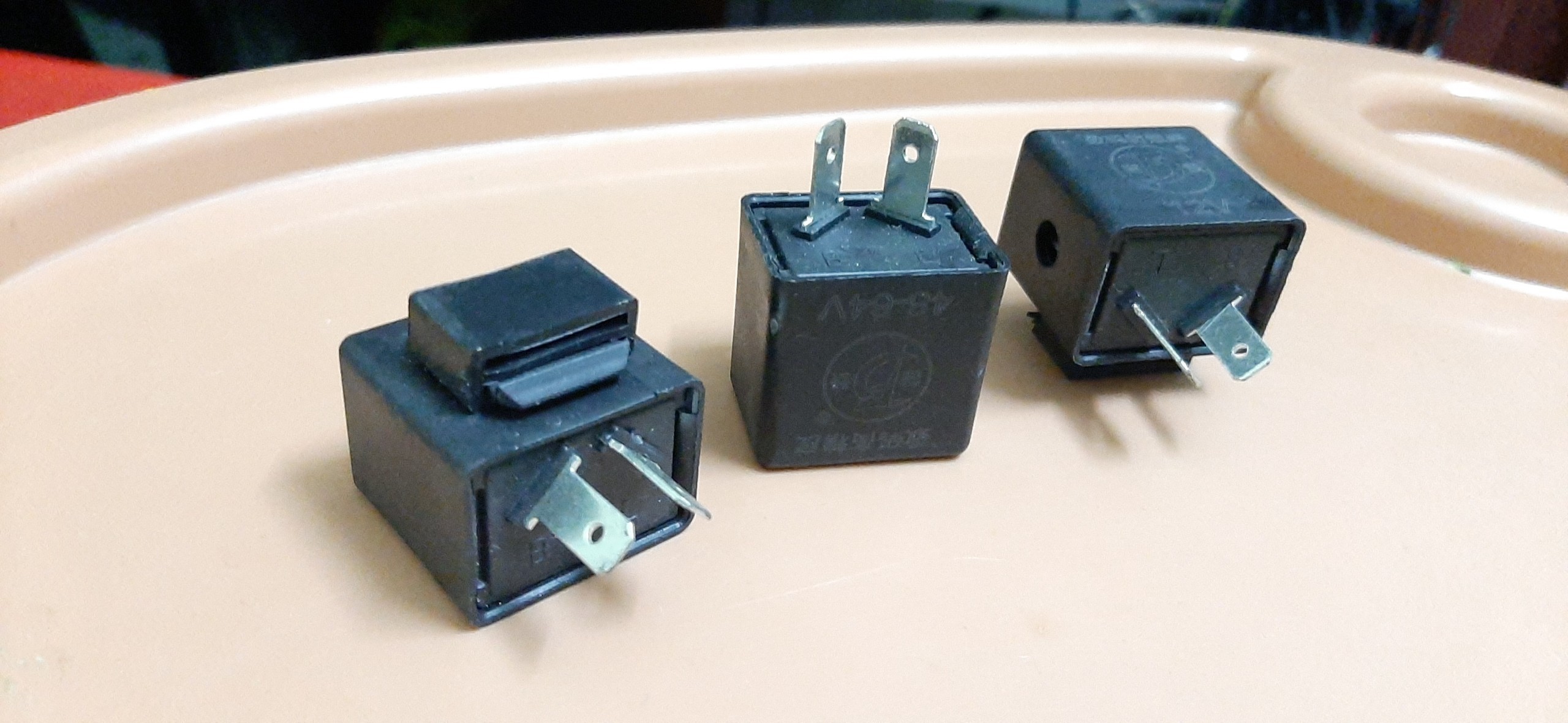 Chớp xi nhan xe máy xe điện ( 12v-48v)