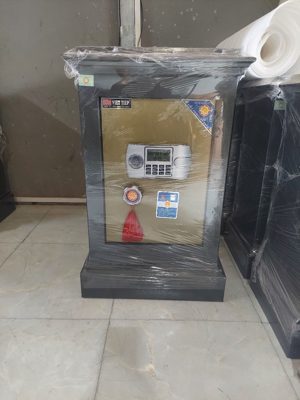 Két Sắt Việt Tiệp KH45 Khóa Điện Tử