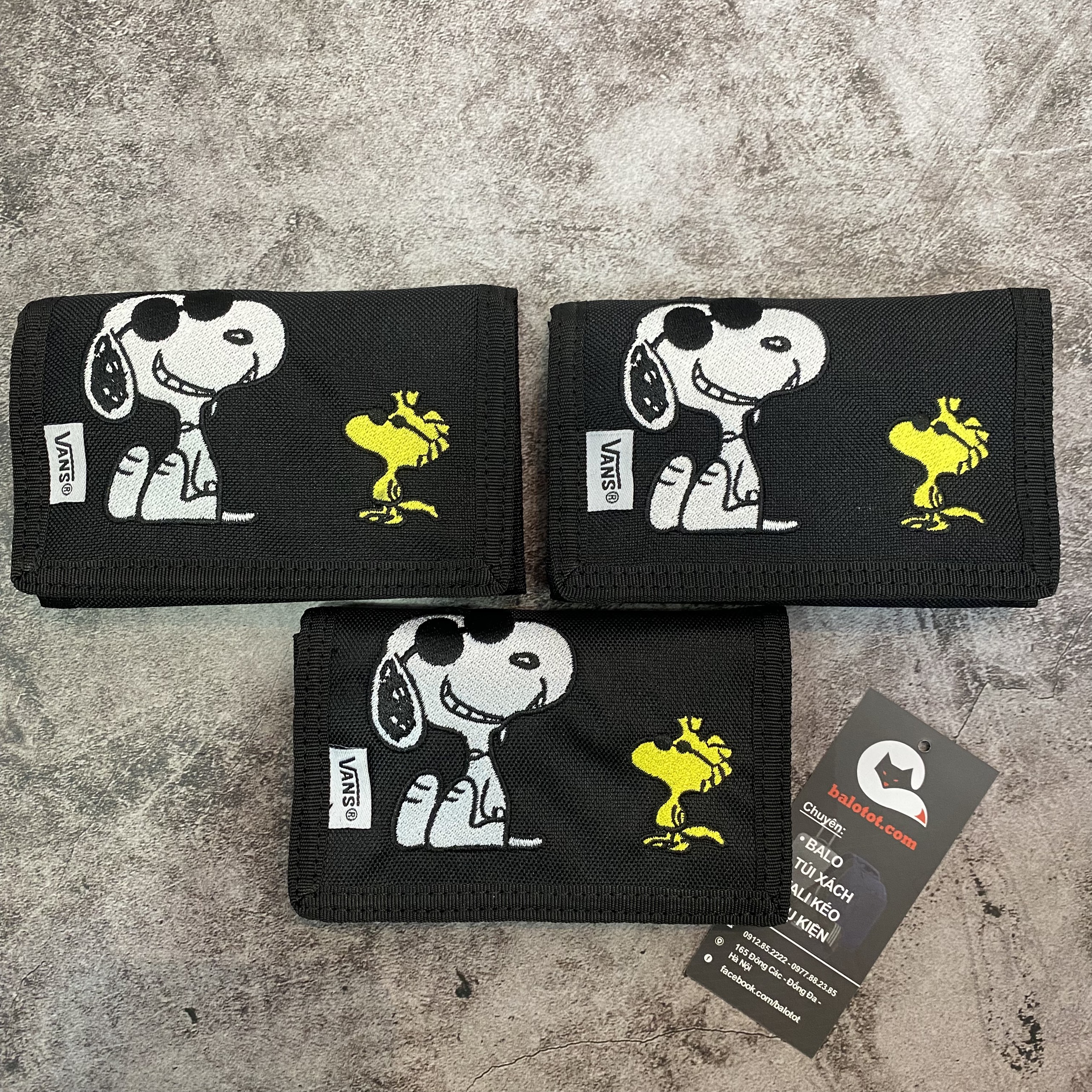 Ví x Peanuts Slipped Black Wallet