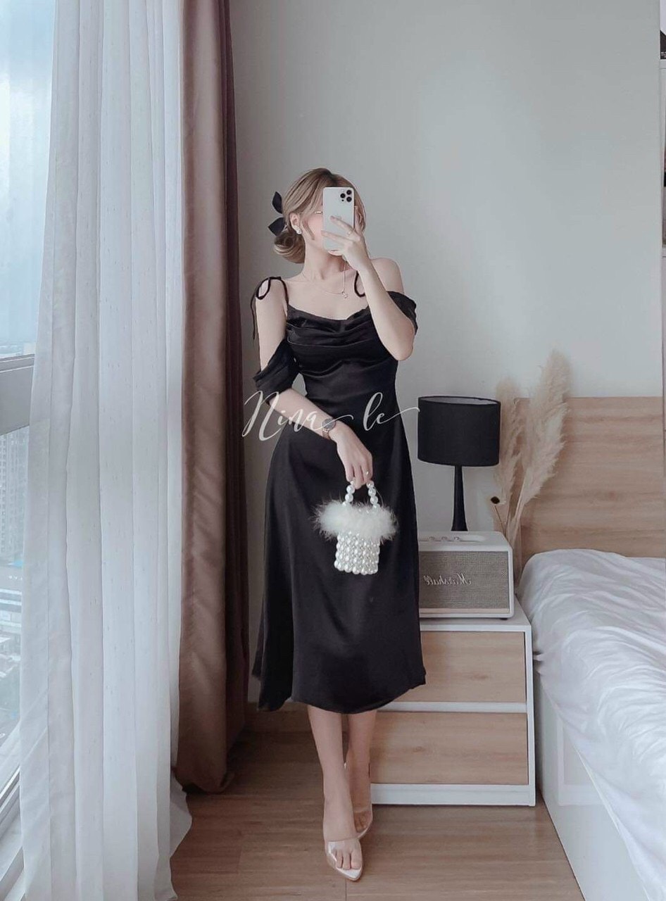 ĐẦM CỔ ĐỔ 2 DÂY ( CÓ MÚT)