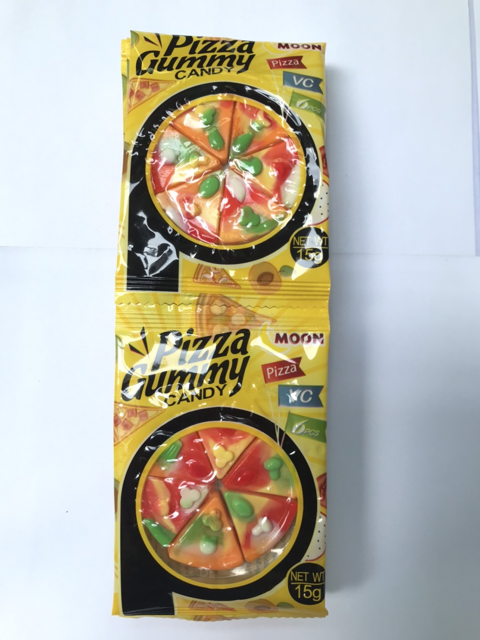 Kẹo Dẻo Pizza Moon Gummy Candy Pizza Dây 12 gói x 15g