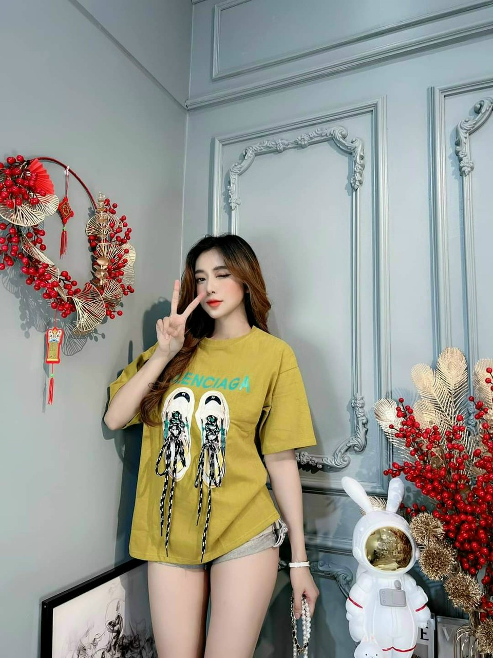 ÁO THUN NỮ HÌNH GIÀY SIÊU HÓT KXP63