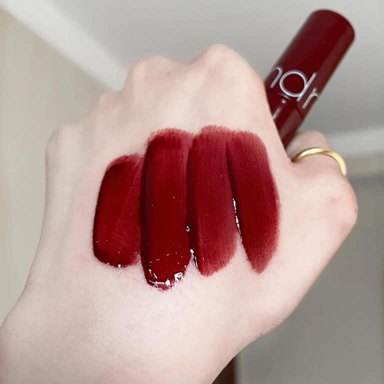 Son Romand bóng màu 21 đỏ mận (Romand Juicy Lasting Tint 21)