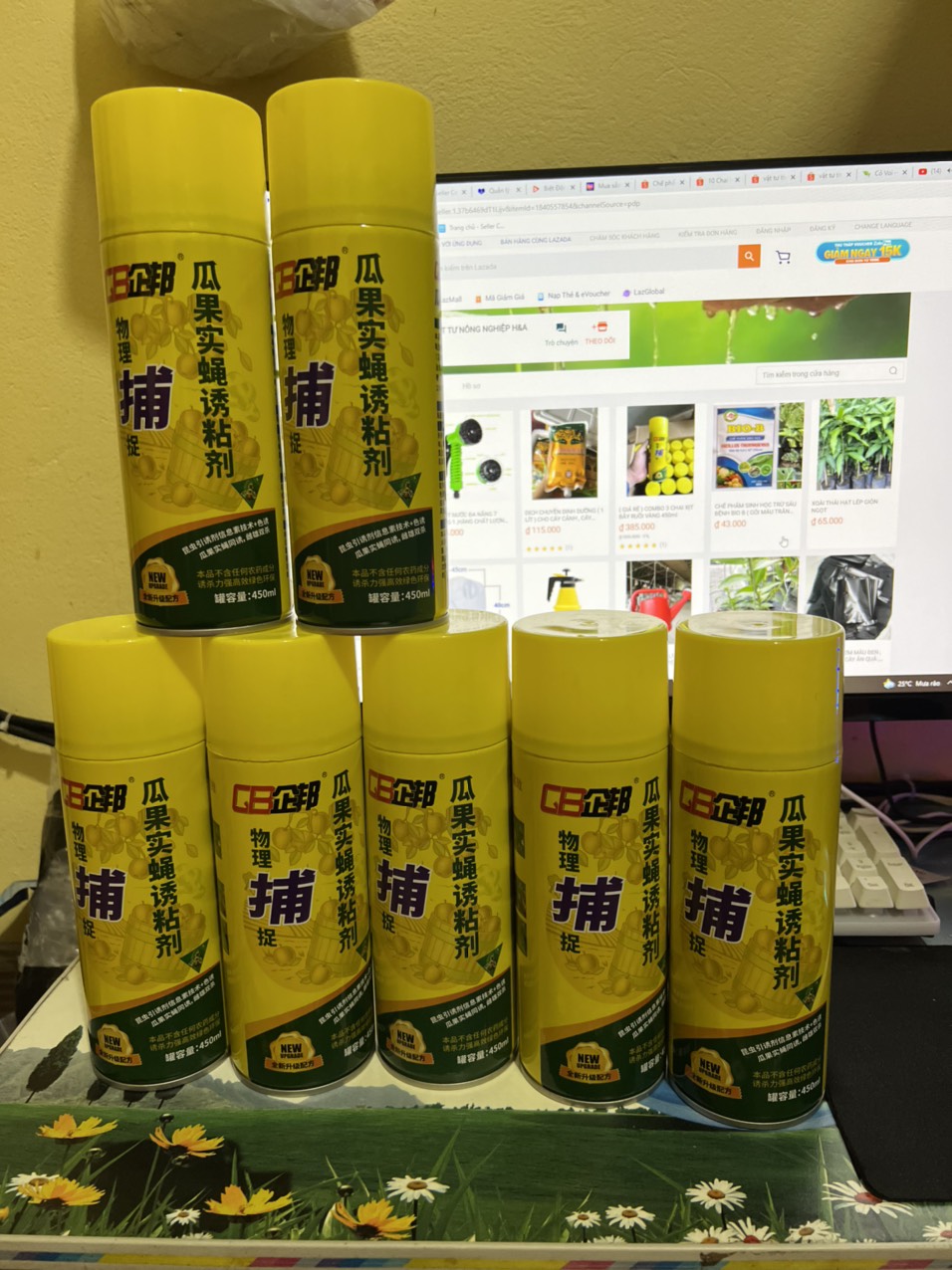 BÌNH XỊT KEO BẪY RUỒI VÀNG HIỆU QUẢ CAO ( 450ml )