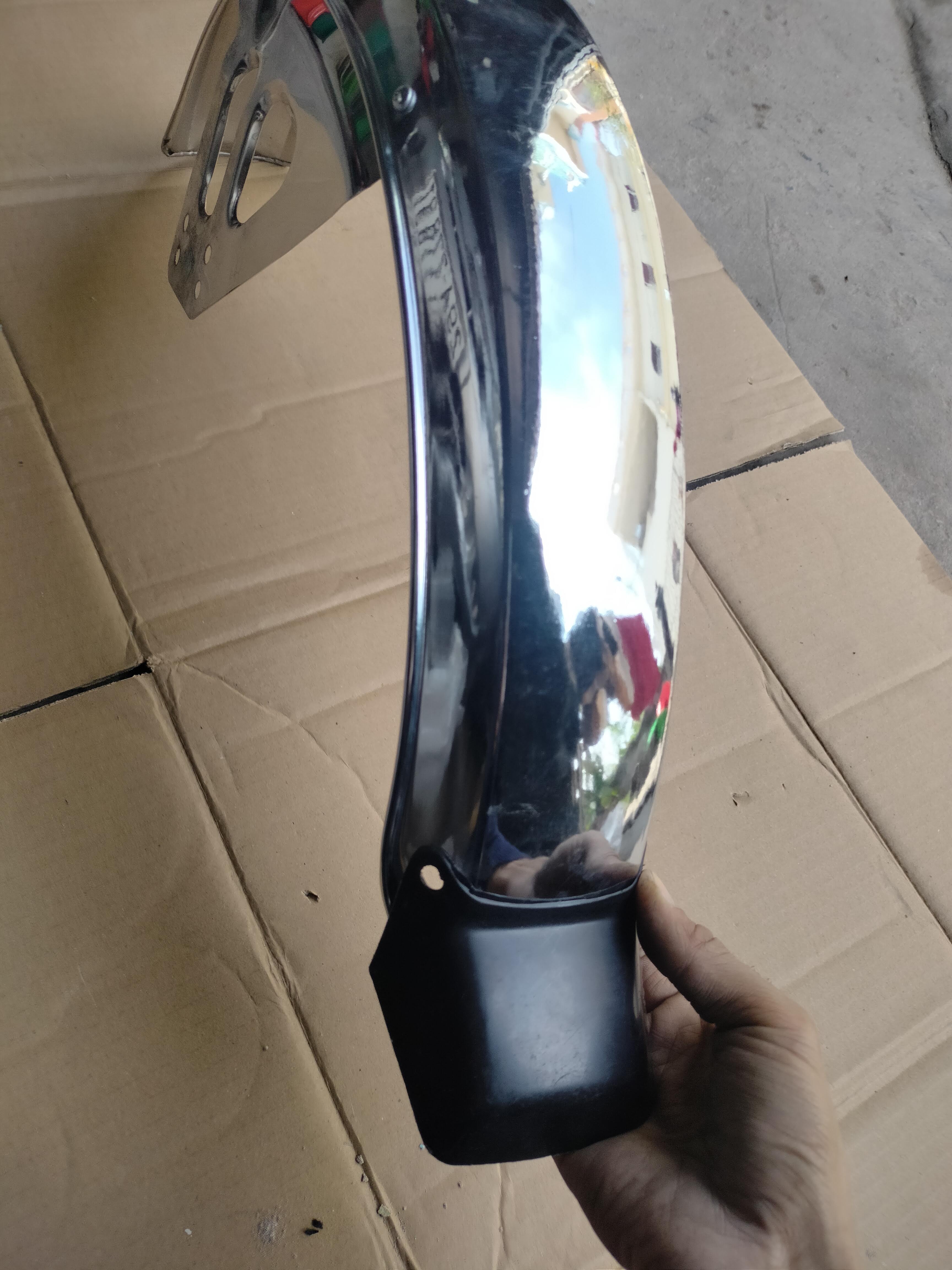 Dè chắn bùn trước xe honda win
