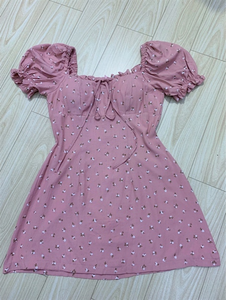 Đầm hoa bẹt vai tôn dáng d9695