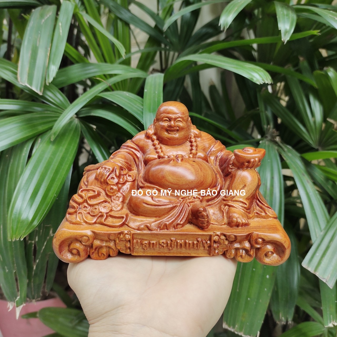 Tượng phật di lặc gỗ hương (đế vạn sự như ý)
