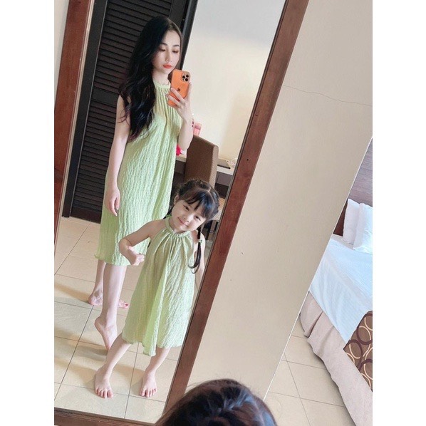 Set đầm mẹ và bé màu cực hot
