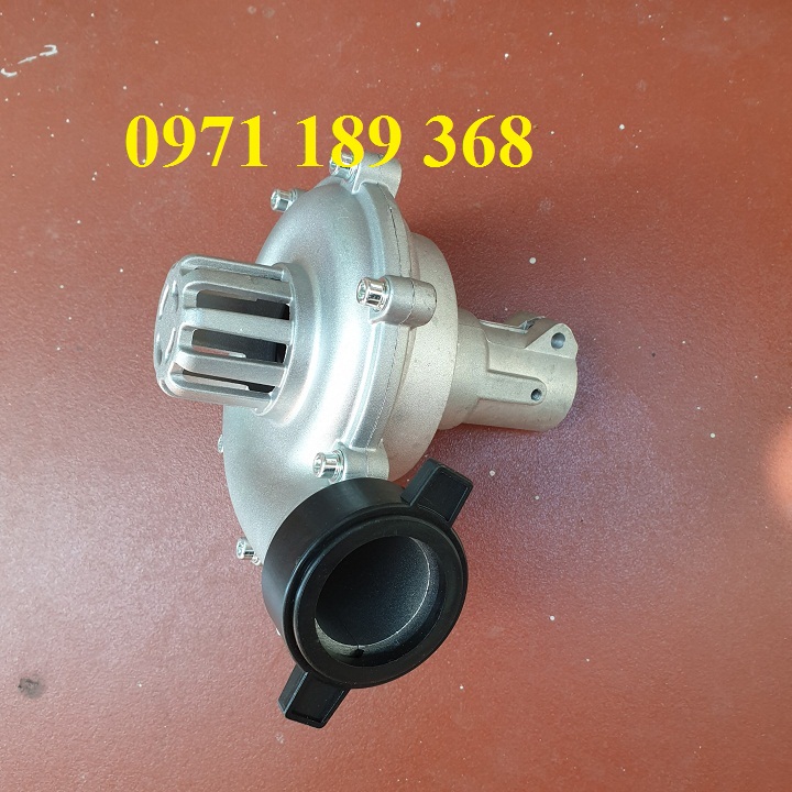 Đầu bơm nước gắn máy cắt cỏ