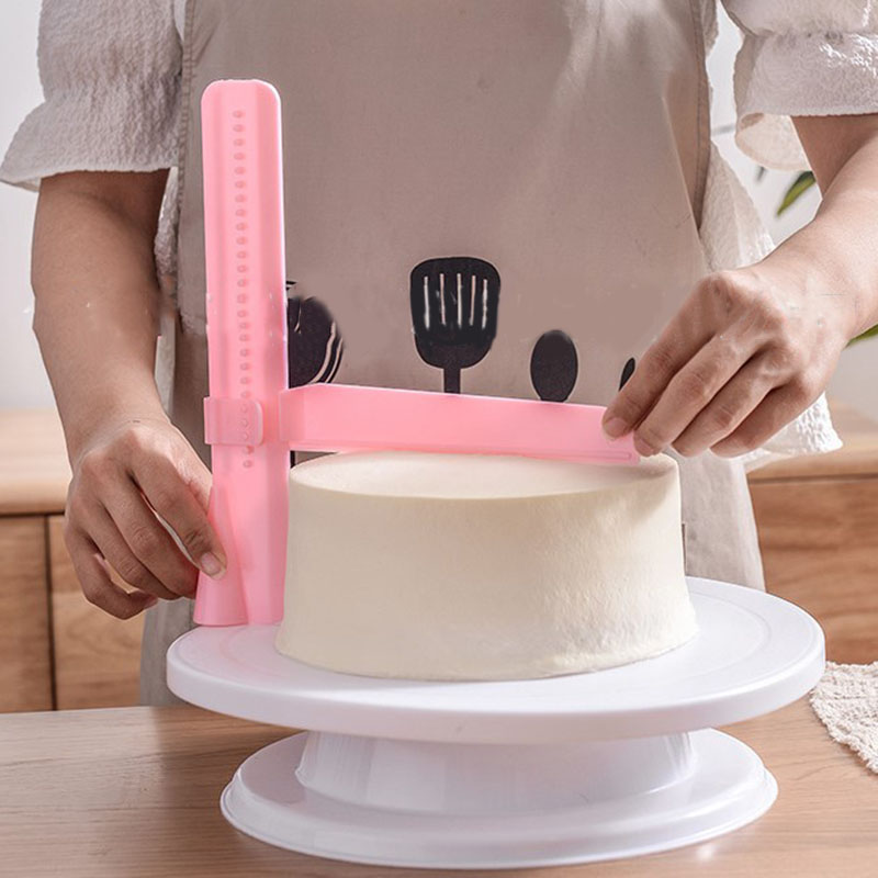 Cake%20Leveler%20Adjustable%20Cake%20Scraper%20Lcing%20Smoother%20Cake%20Kitchen%20Tools%20Muqin%20-%20Image%203
