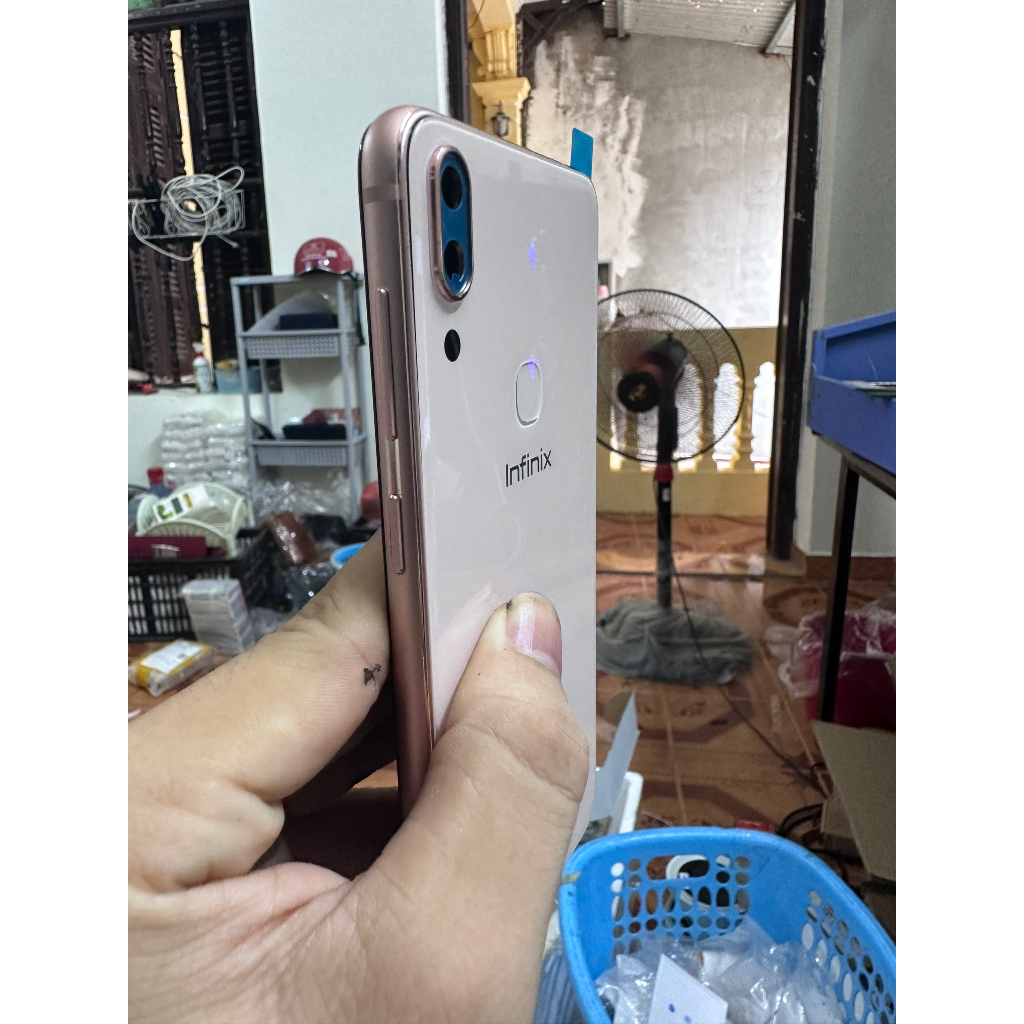Nắp lưng Vsmart Active 1+/Infinity Zero 6 - Màu hồng (Vàng)